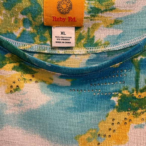 New: Ruby Rd. Blue and Yellow Patterned Top - Picture 5 of 7